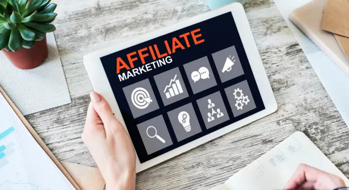 How Affiliate Marketing Helps You Get Exclusive Deals